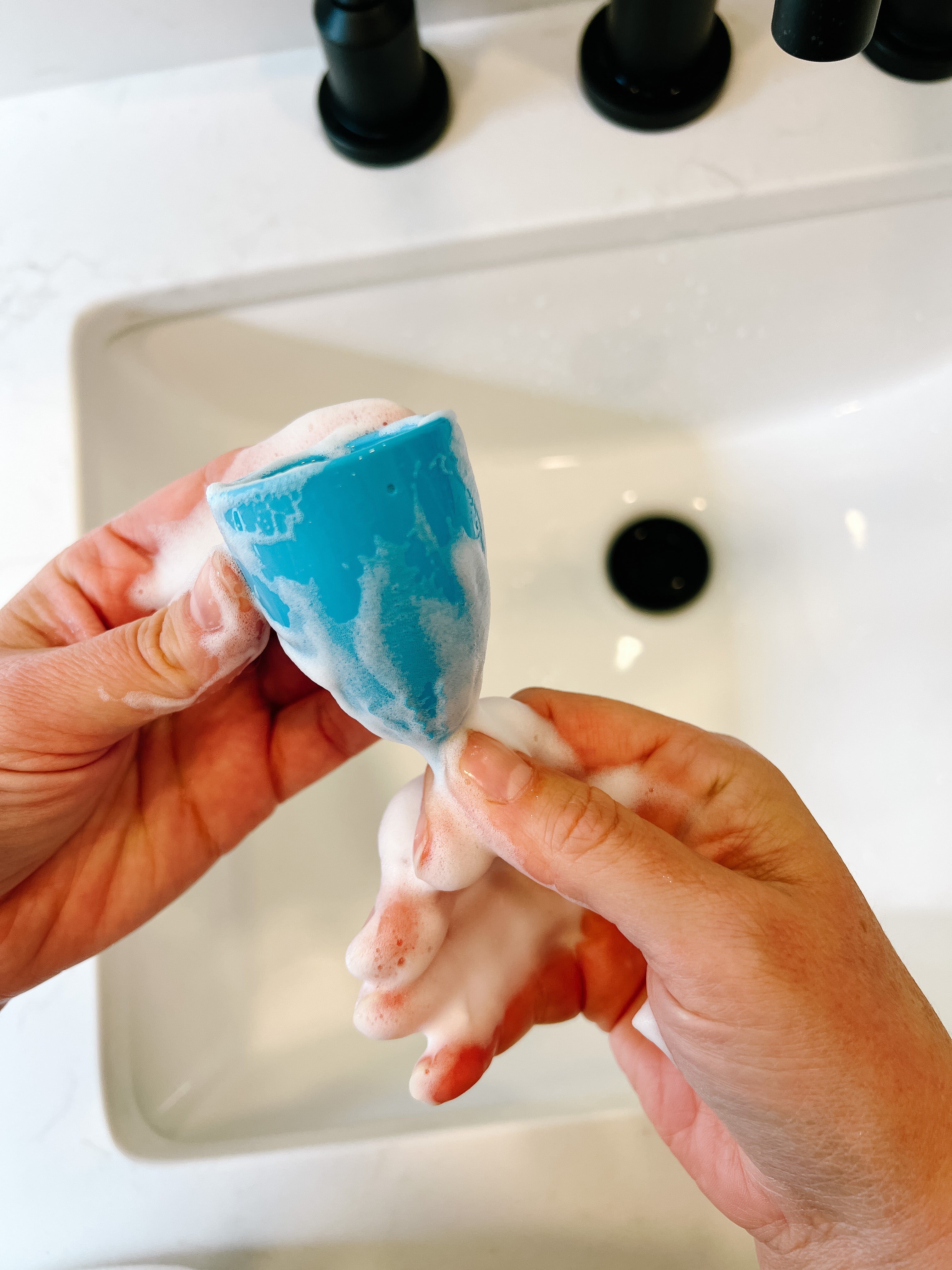 Poppins Period | Cup & Disc Wash