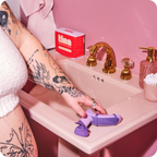 TINA Healthcare | Tampon Insertion Accessory